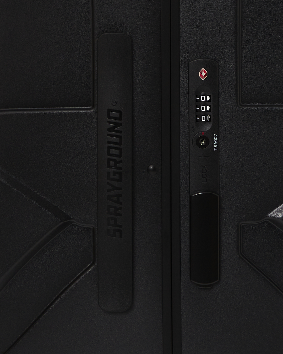 REALITY CHECK SHARKITECTURE FULL-SIZE JETBLACK LUGGAGE (GOLD HARDWARE) - Image 9